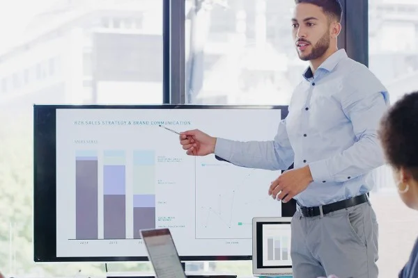 Banner de los cursos en Gestión Empresarial e Innovación de Postgrado UPC