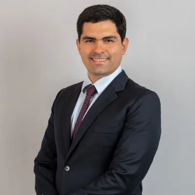 docente Alejandro Morales