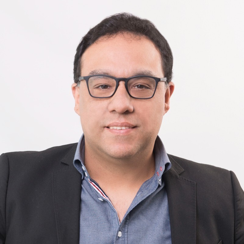director Carlos Osorio